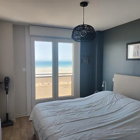 Vue Exceptionnelle, Face A Appartement *